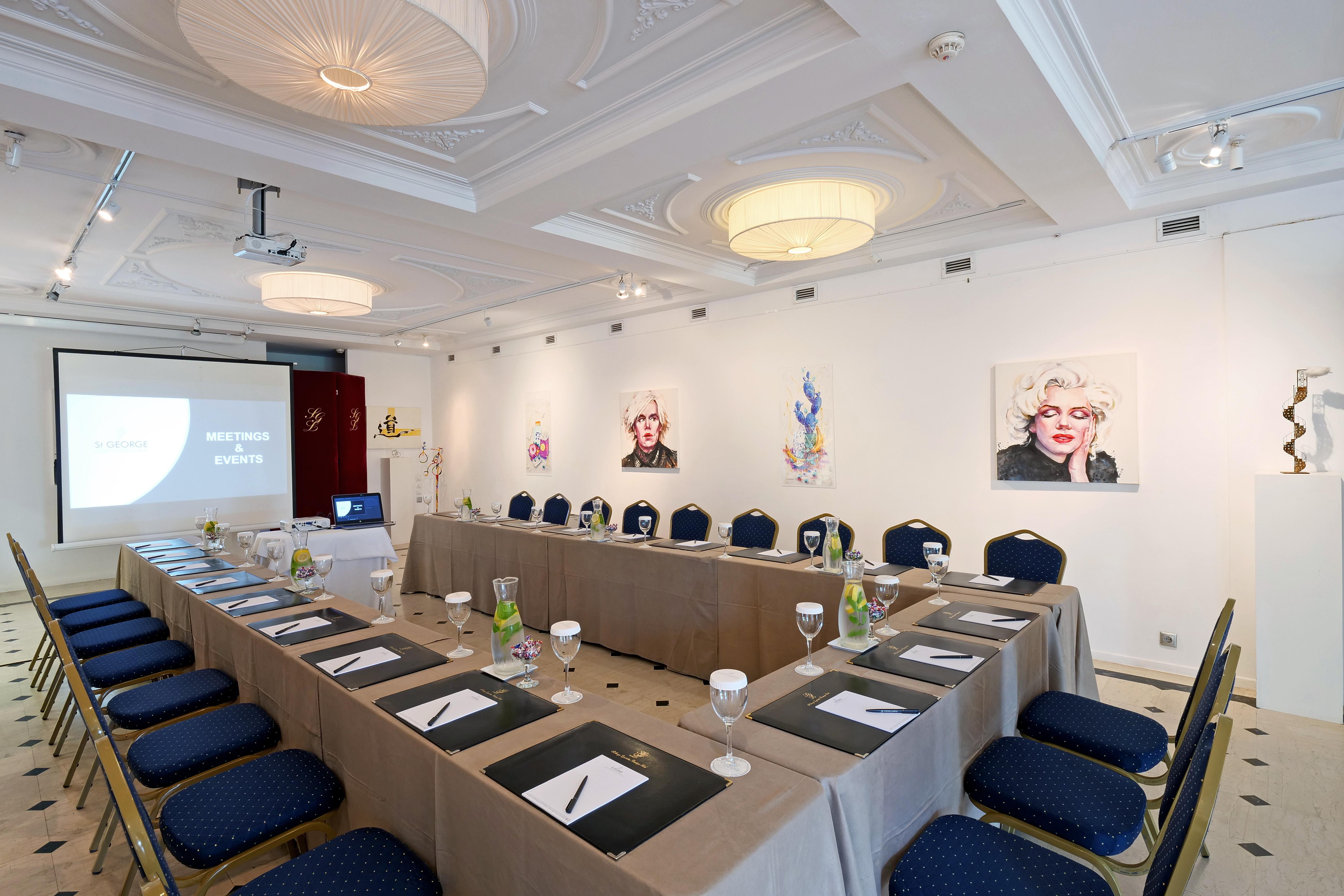 St George Lycabettus Lifestyle Hotel Atene