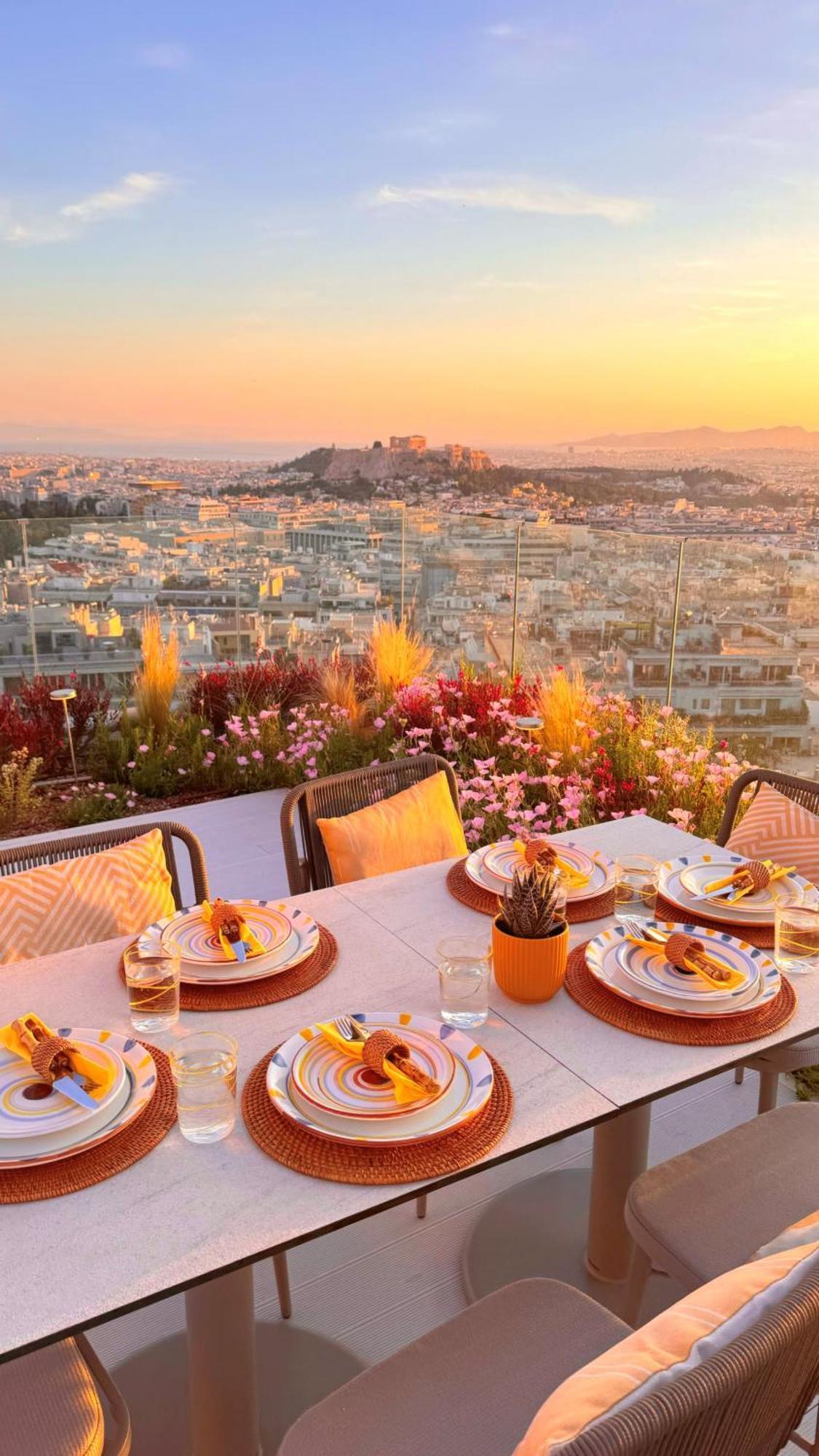 St George Lycabettus Lifestyle Atene