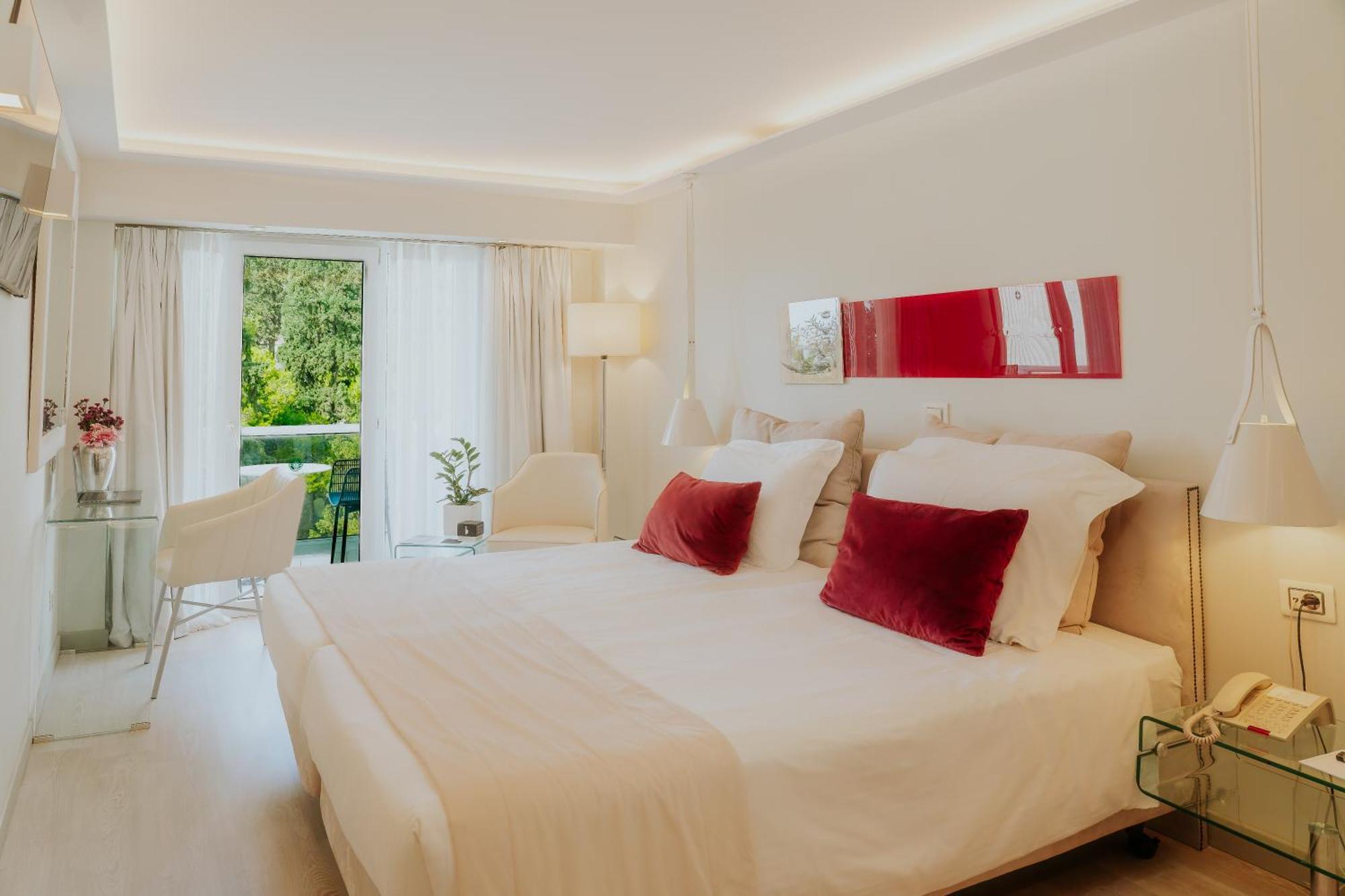 St George Lycabettus Lifestyle Hotel