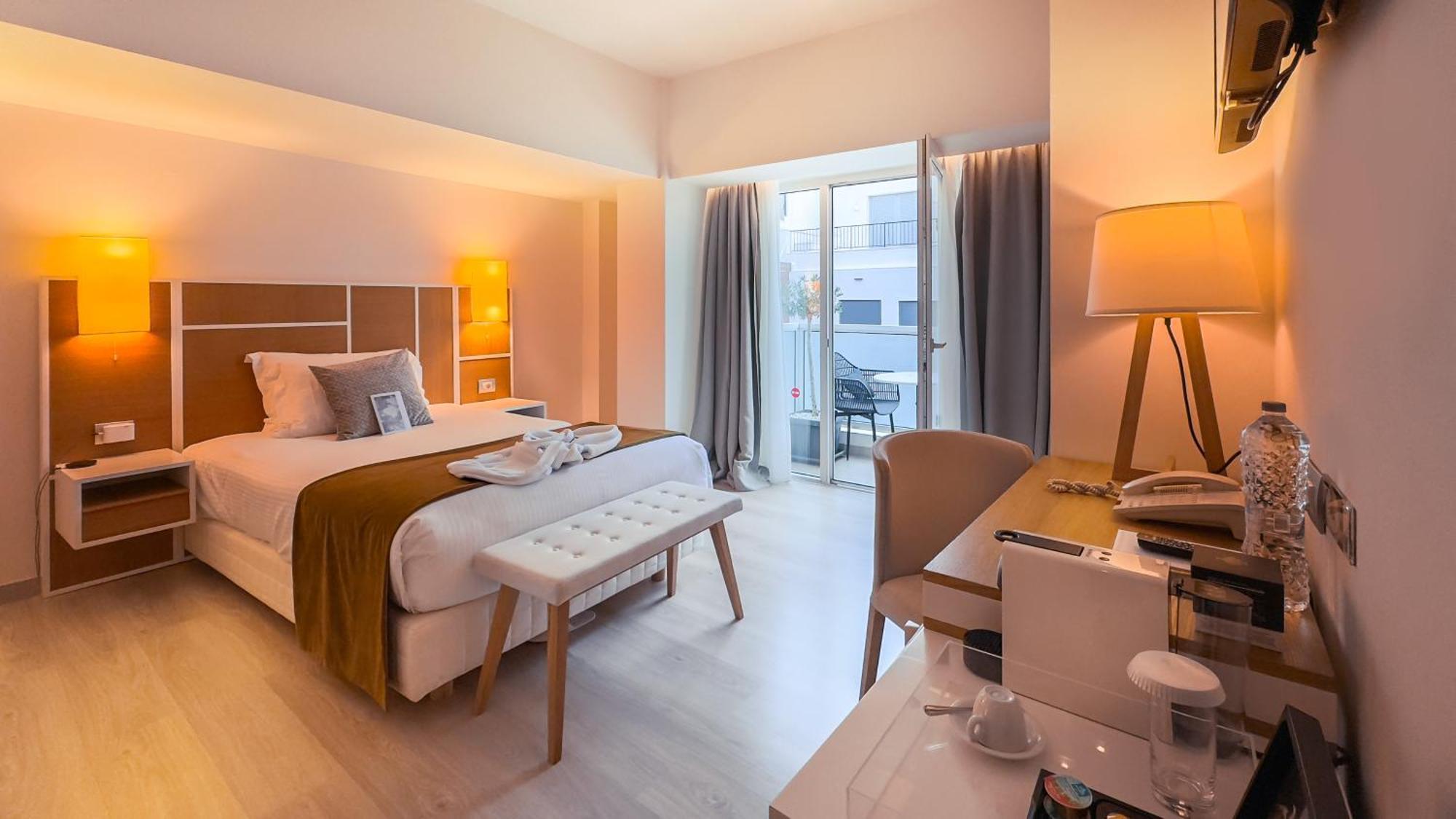 St George Lycabettus 5*